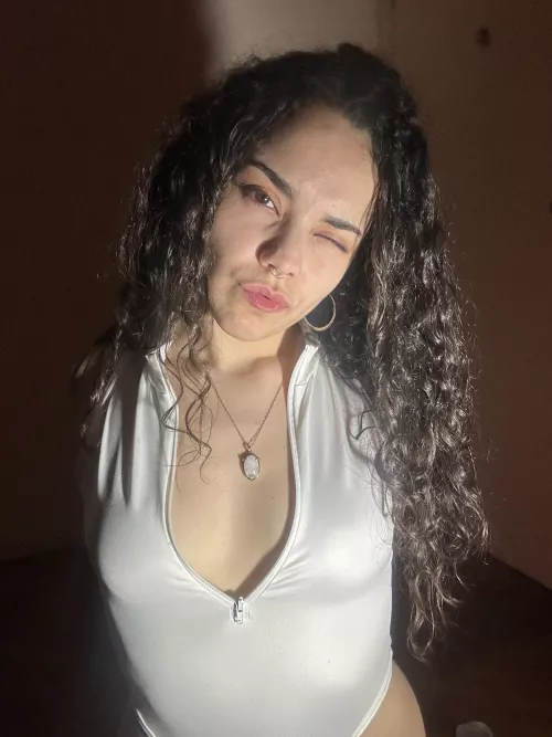 MIA VALENTINE ♥️ (@lilkhaleesi) [onlyfans] by lilkhaleesii