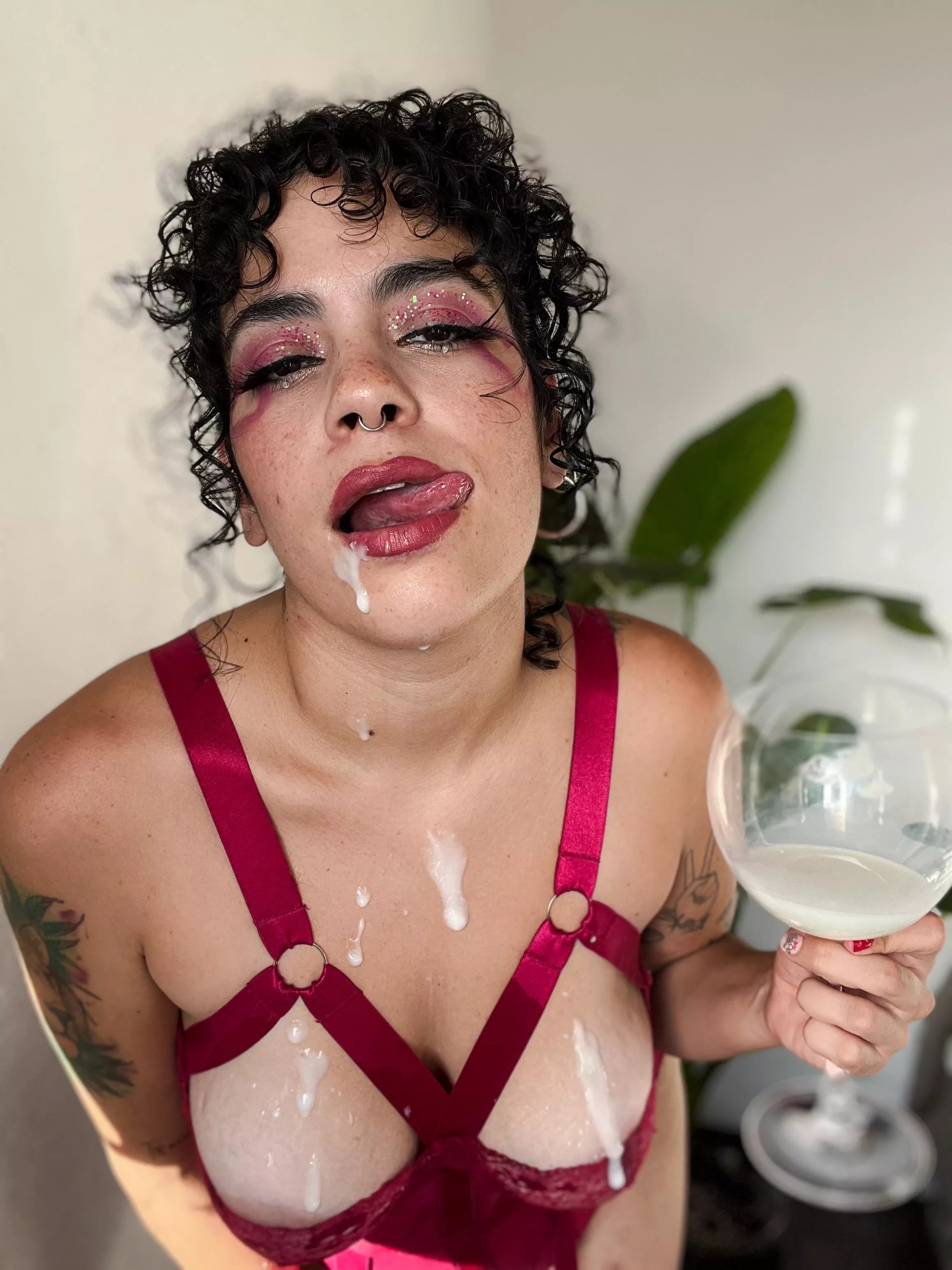 Mmm delicious 🤤 I want more posted by Addictivee_doll