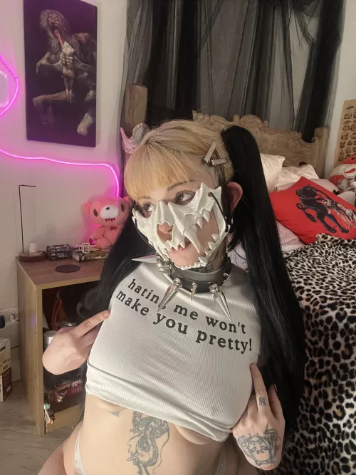 my mouth is available ;) by Mantasticles