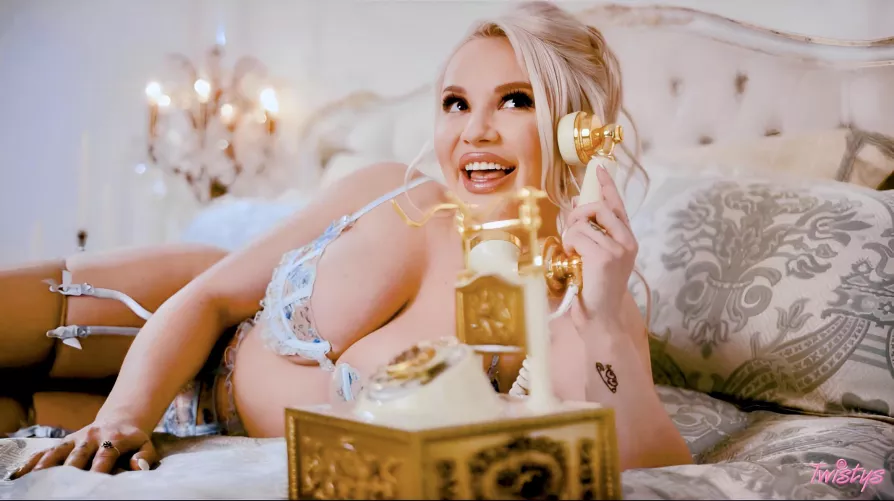 One of my favorite solo scenes in a long while.  by kuwjchris