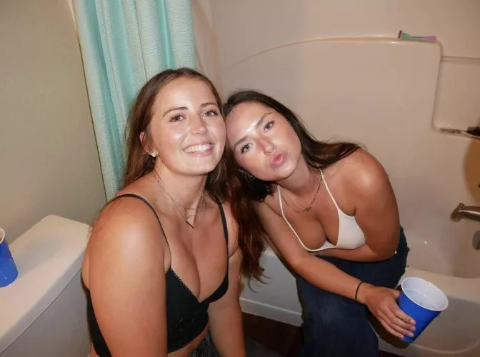 Party bathroom hangout by flamingzebraface3