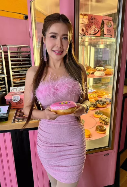 Put some glaze on my donut by Top-Most-2517