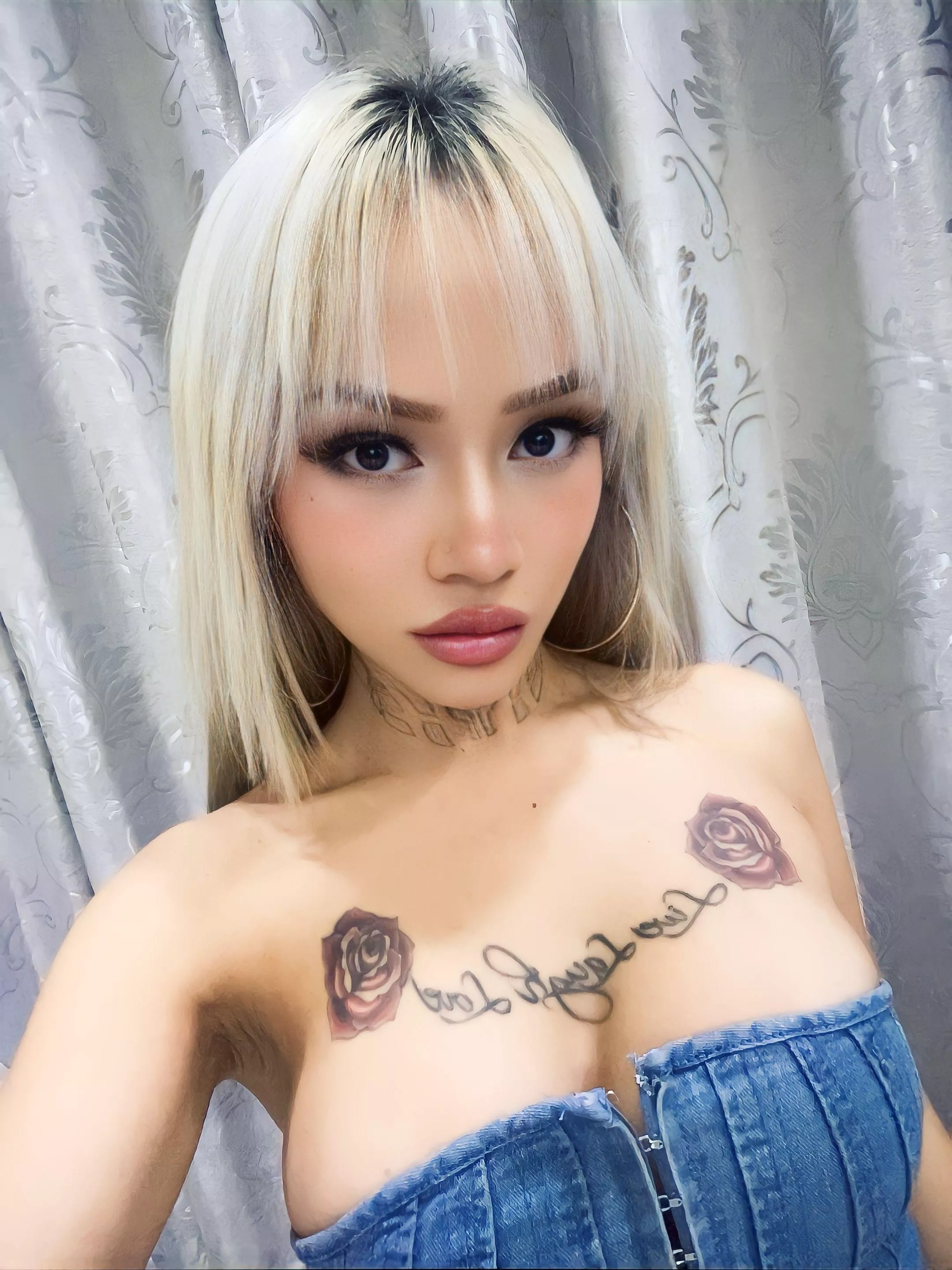 Ready for some mind-blowing pleasure? 😏 posted by xvinarose