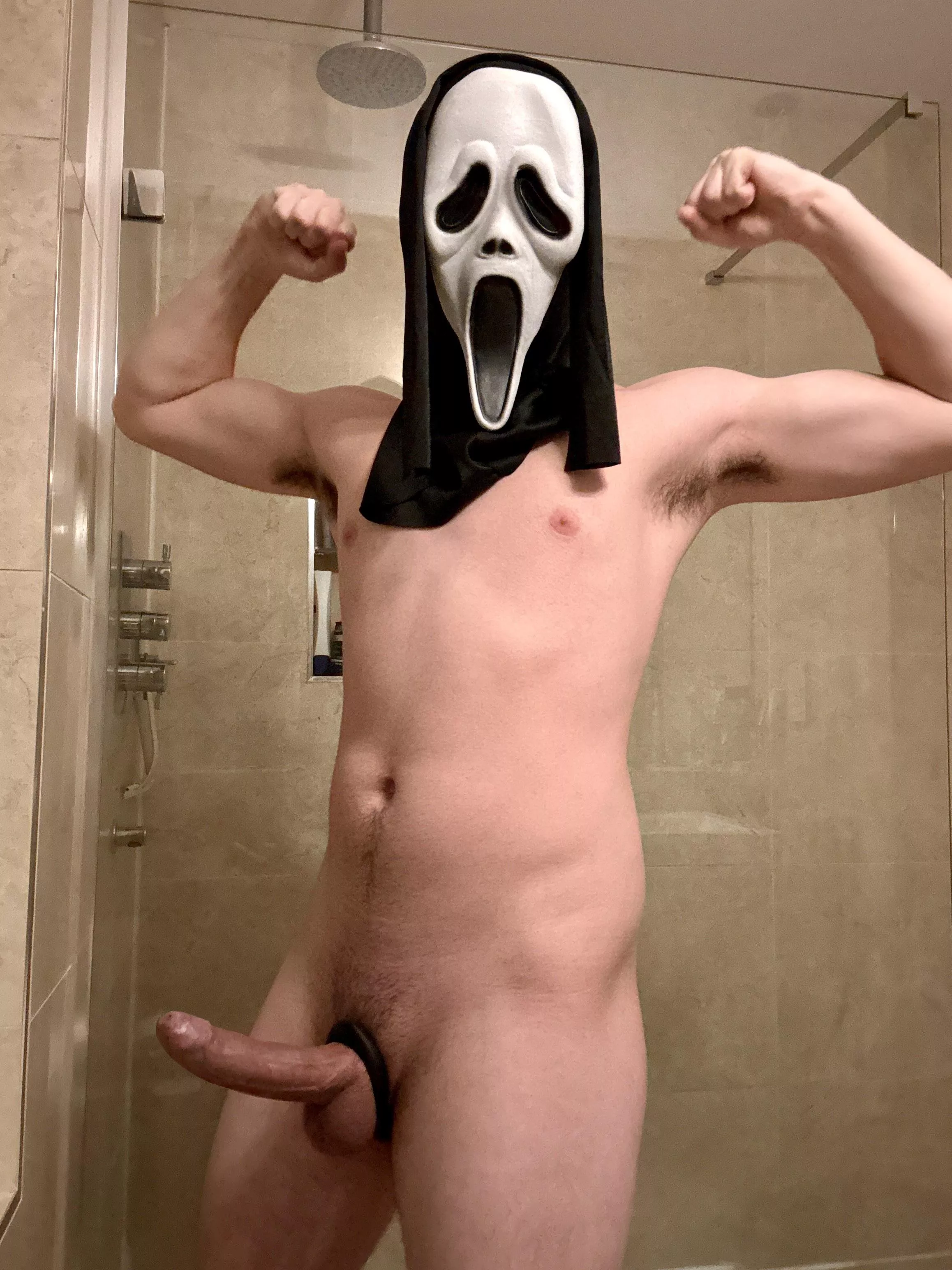 Scream mask by Dominantboyx posted by dominantboyx