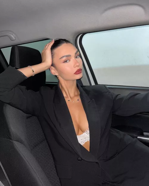 Shelly Ukolov by Grand_MasterSexay