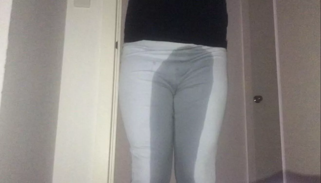 Soaked my Jeggings, felt so good!  posted by androgynyfirelight