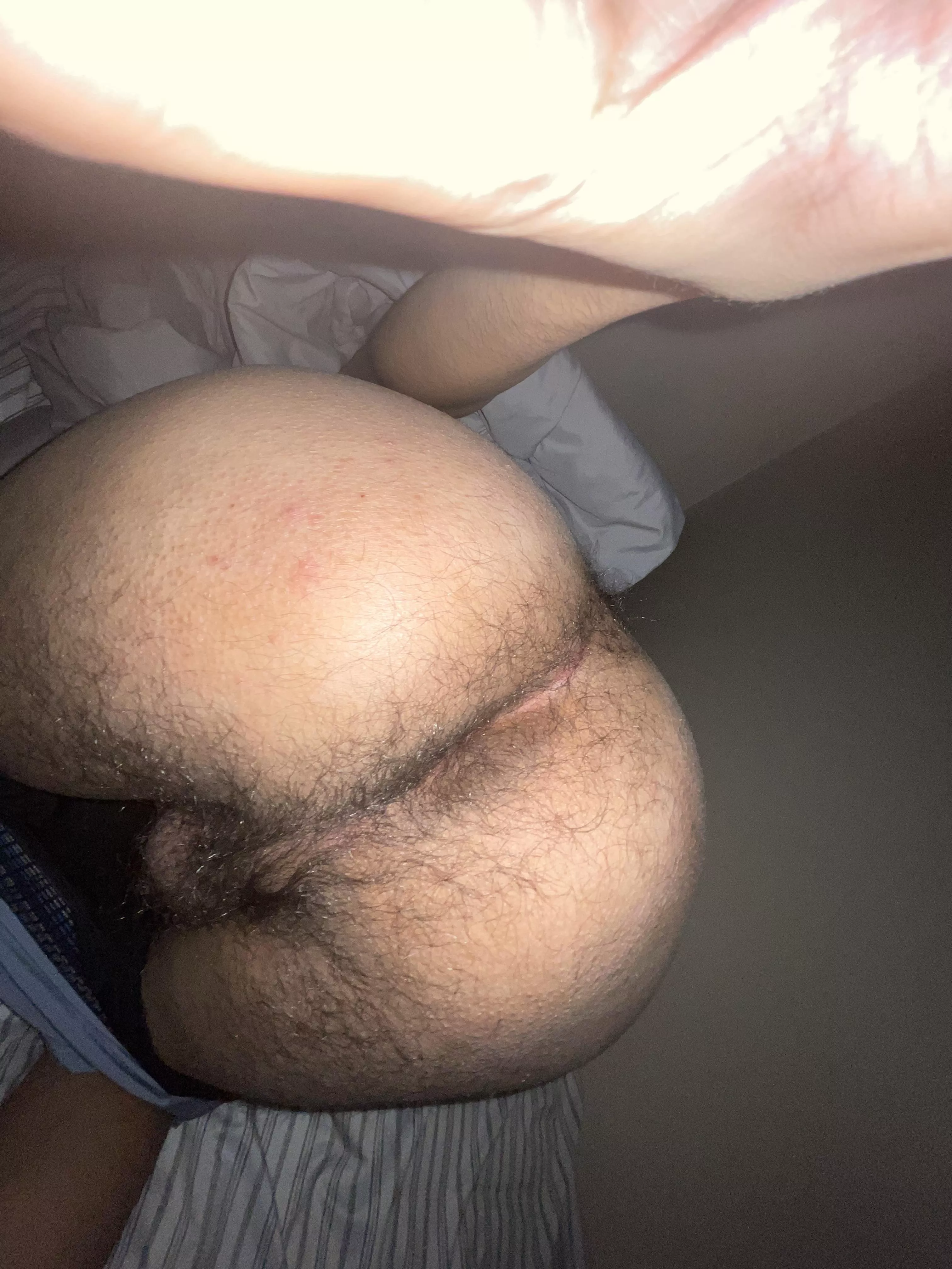 Warm me up pls [18] 🥺 posted by allbageledup