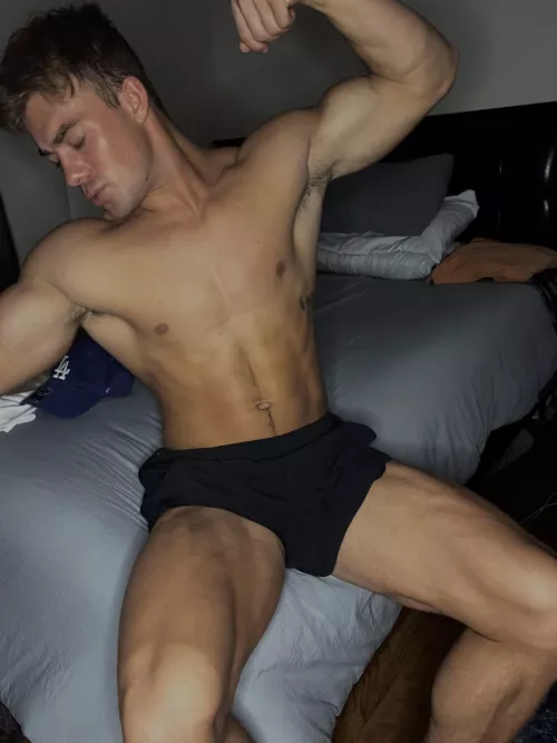 Who want me? by GodenGan