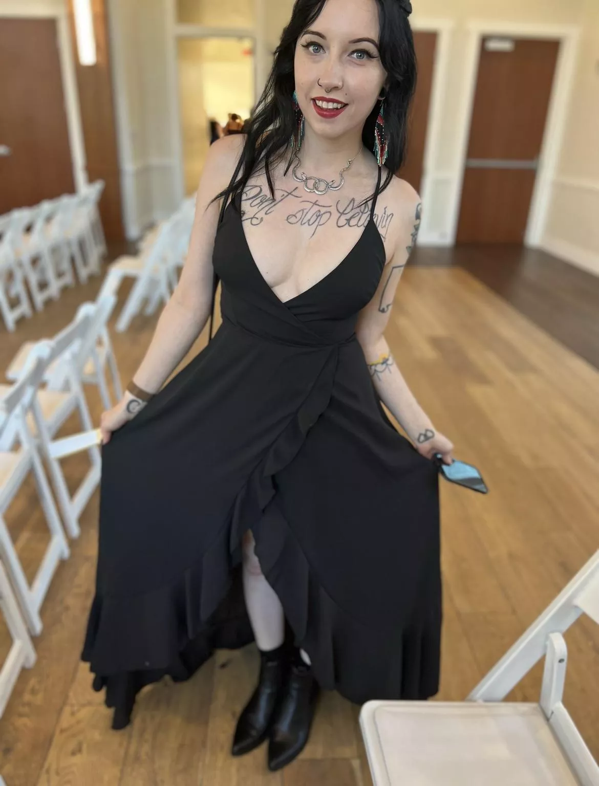 Who wants to be the first bull to breed her? posted by Jumpy_Cauliflower249