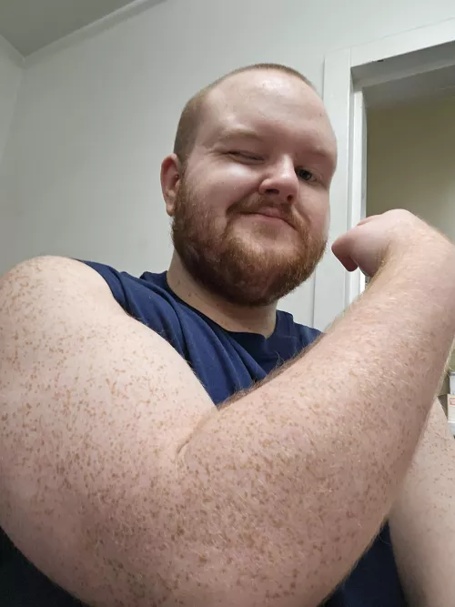 23m Hey! Chubby kinky ginger bear here! by testiclepunching