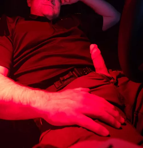 (35) Almost quittin time, wish I was home with my baby girl by Internallydead6