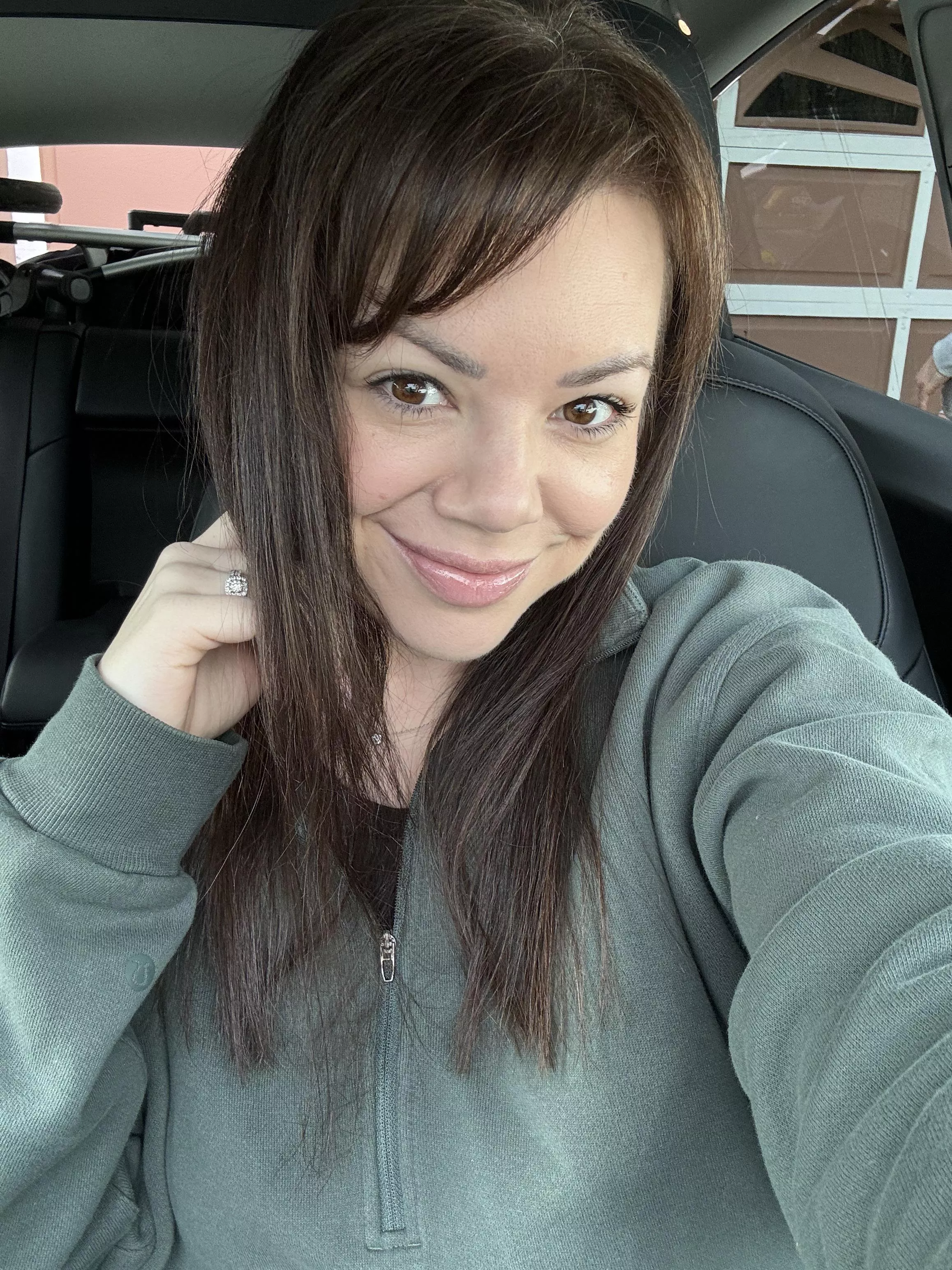 Always stealing hubby’s hoodies… posted by avajadeanderson