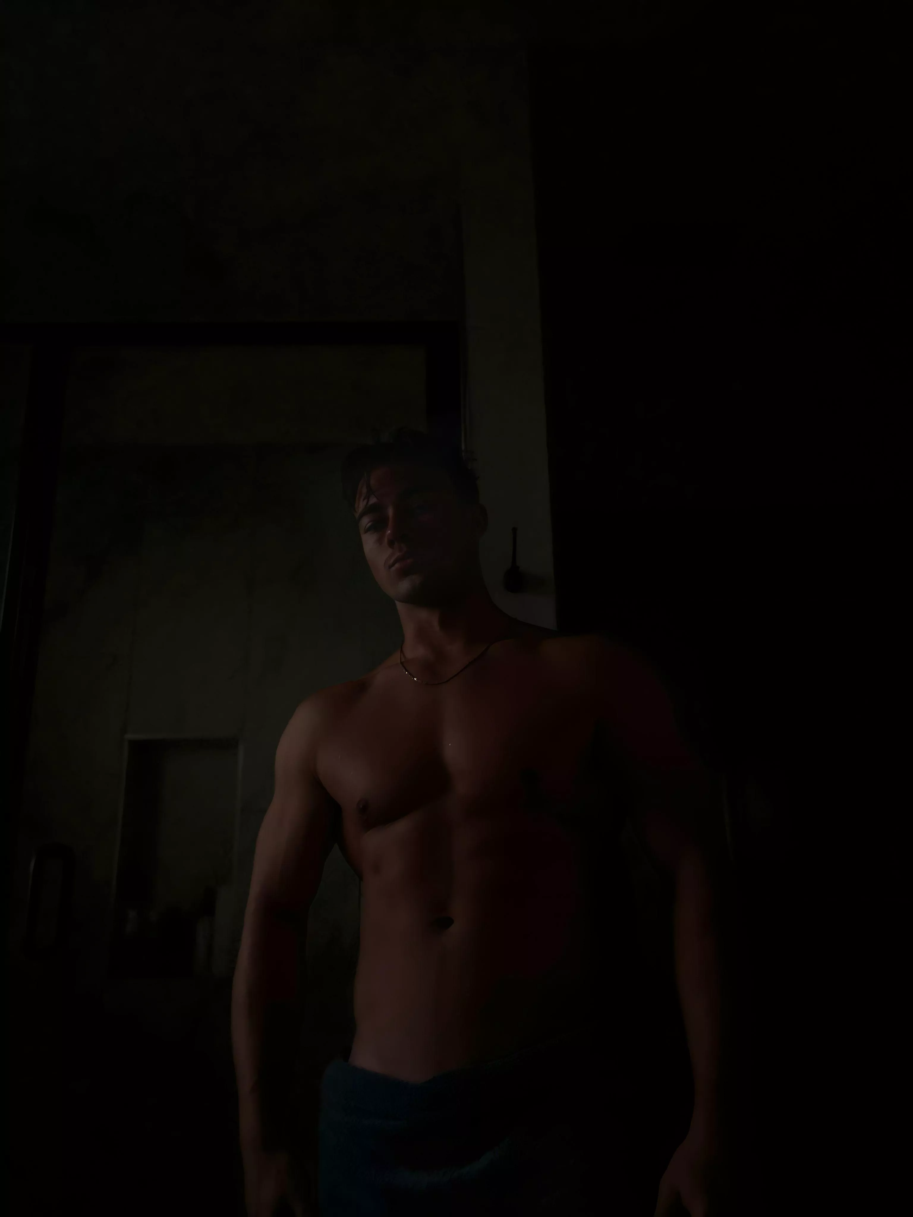 Another night at gym posted by GodenGan