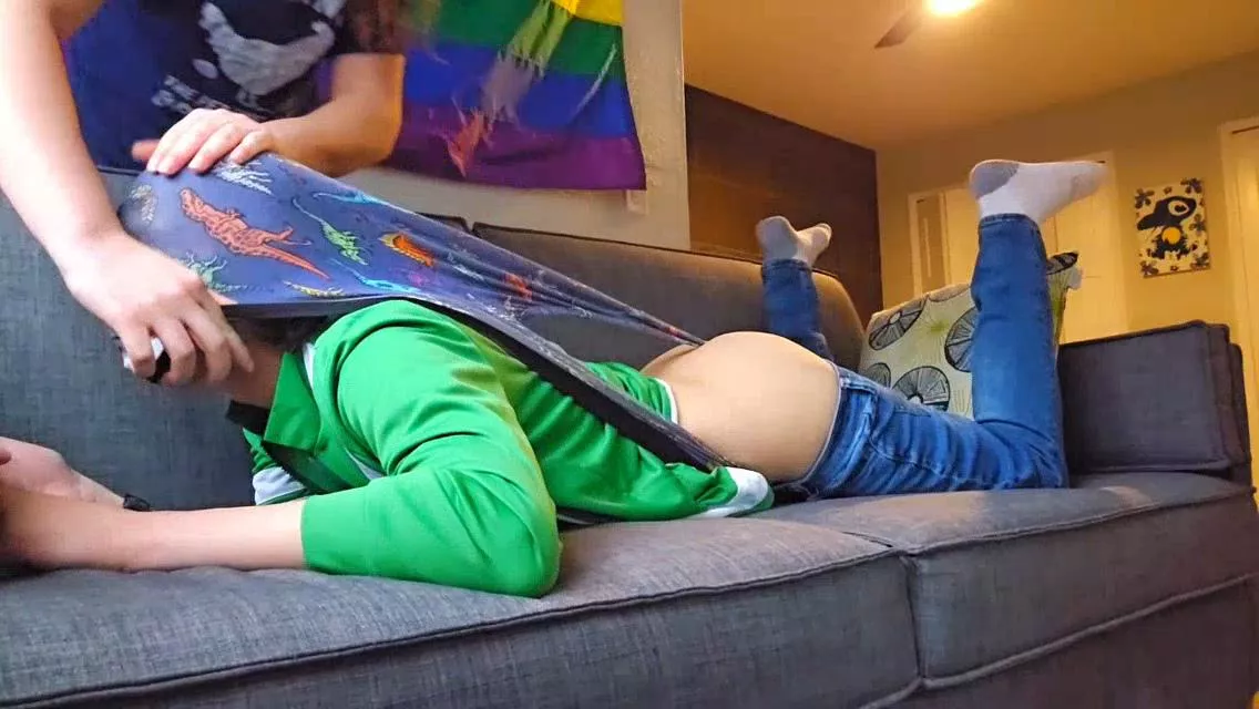 Ben Tennyson Atomic Wedgie posted by pamperpackerz