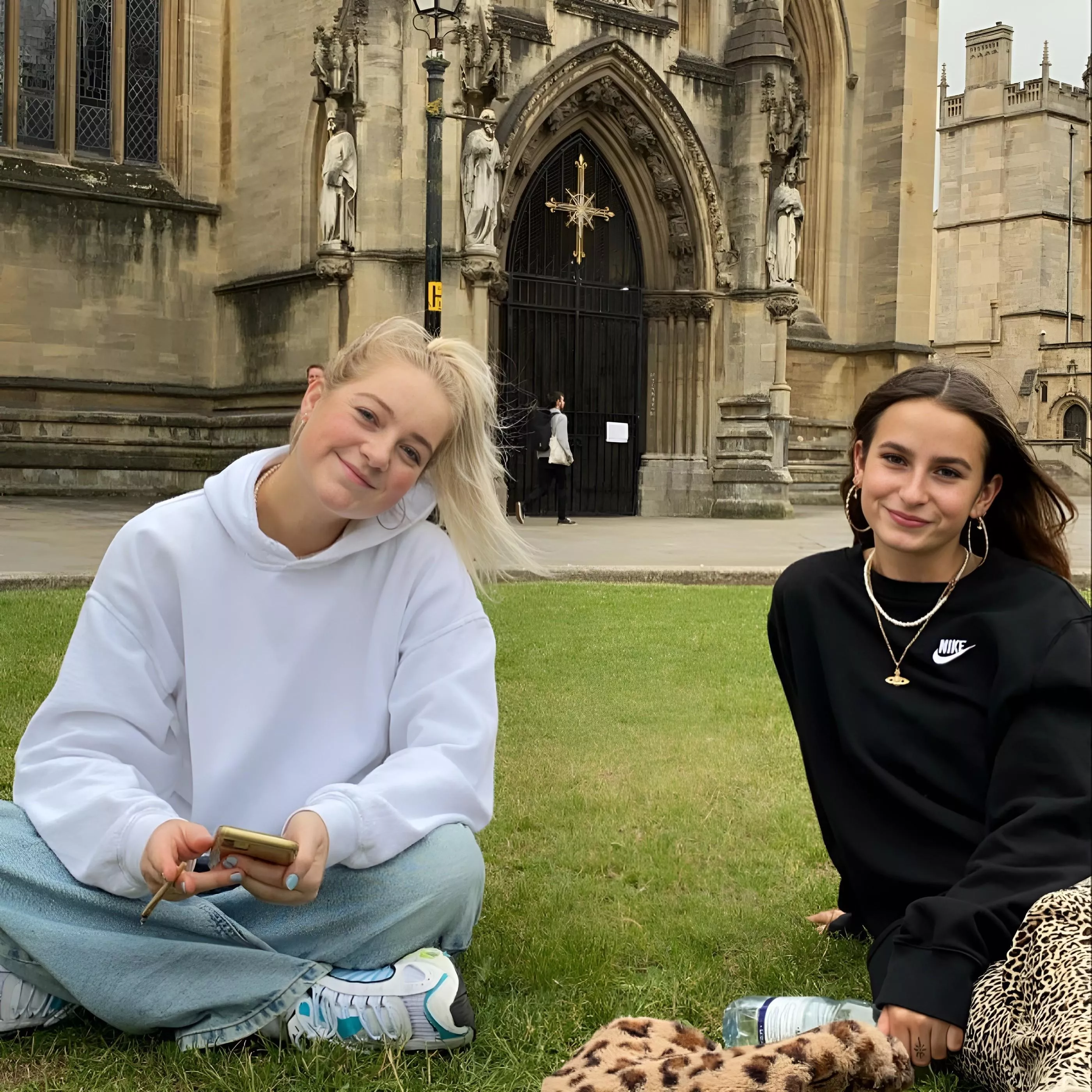 Blonde or Brunette? posted by Fatta_the_lan1992