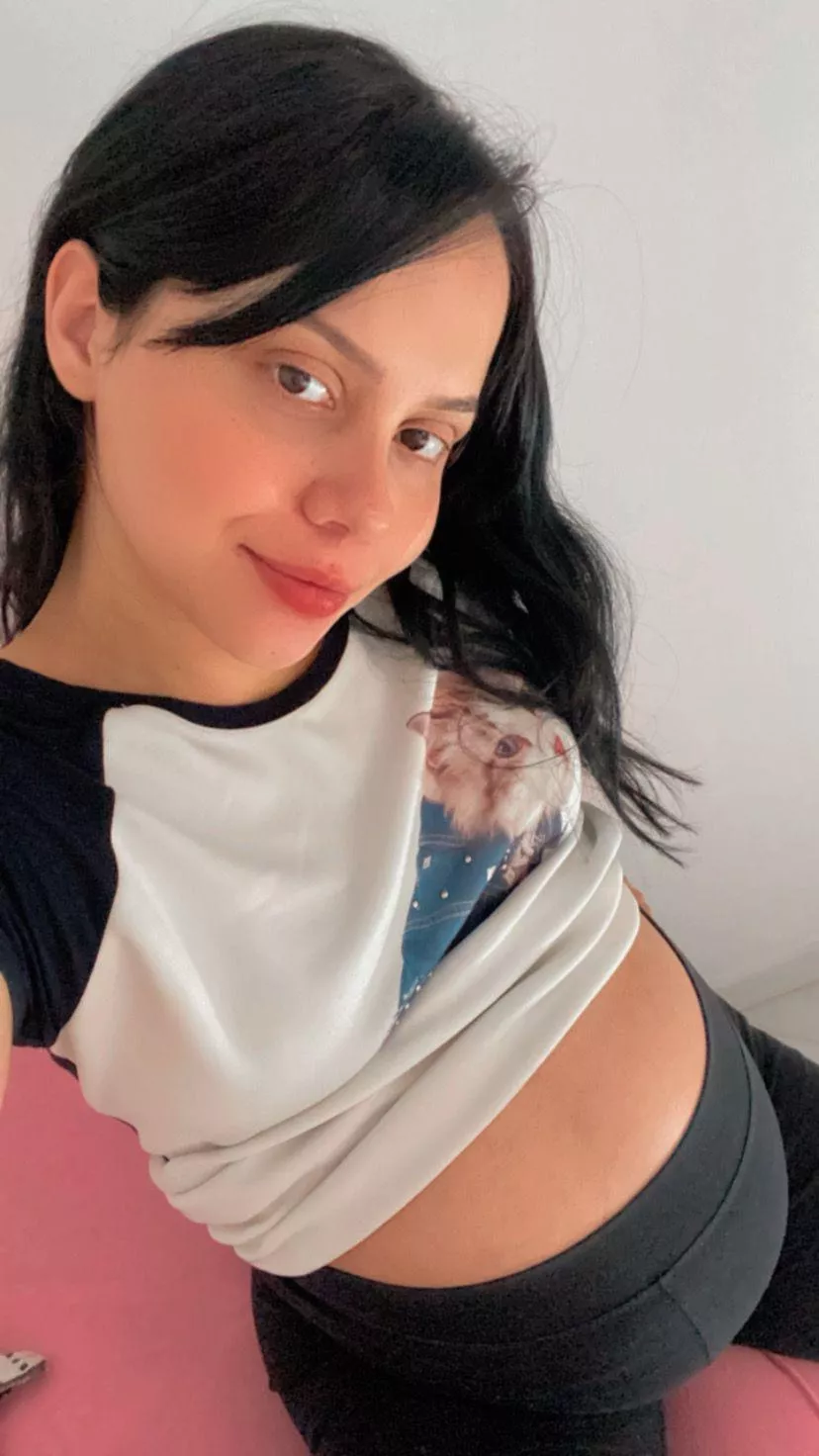 Can you satisfy this pregnant woman tonight? posted by Babyziin