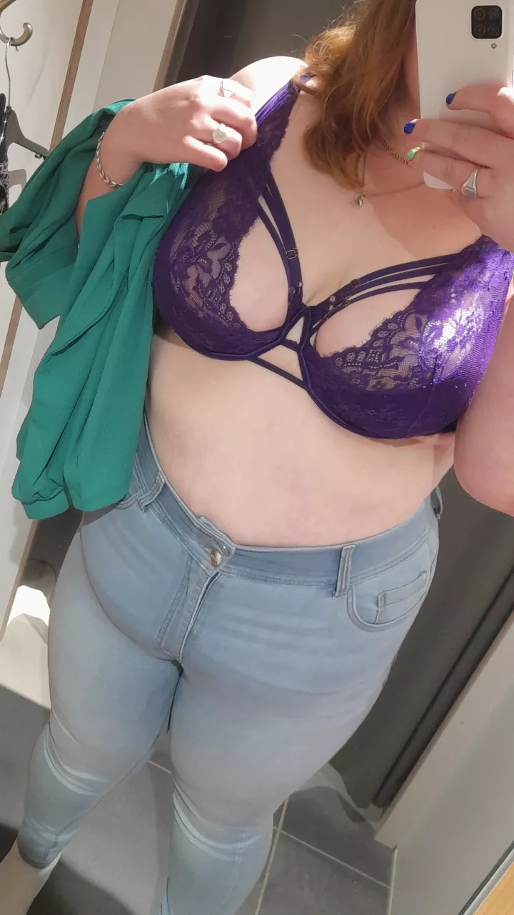 Chubby and fluffy posted by little_fluffybunny