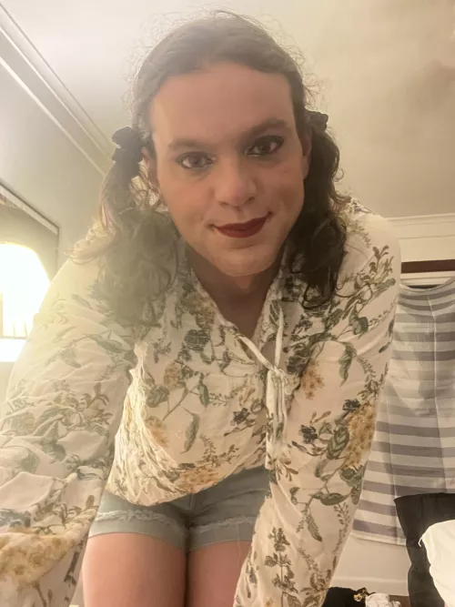 Cute and innocent but ready to be turned into a slut. by KarleePhilly