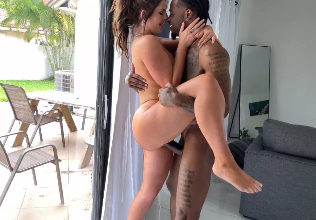 He destroyed me after this pic posted by Arabellaamyiah