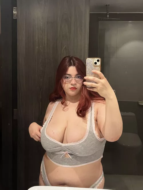 ⋆˙⟡♡here’s your [sub]missive chubby gf ~ available for [sext] & [cam], [pic] & [vid] custom or premades, let’s make a deep connection with ˗ˋˏ[GFE]ˎˊ~ check profile for menu! ♡⟡⋆˙ by Chubbyprincess21