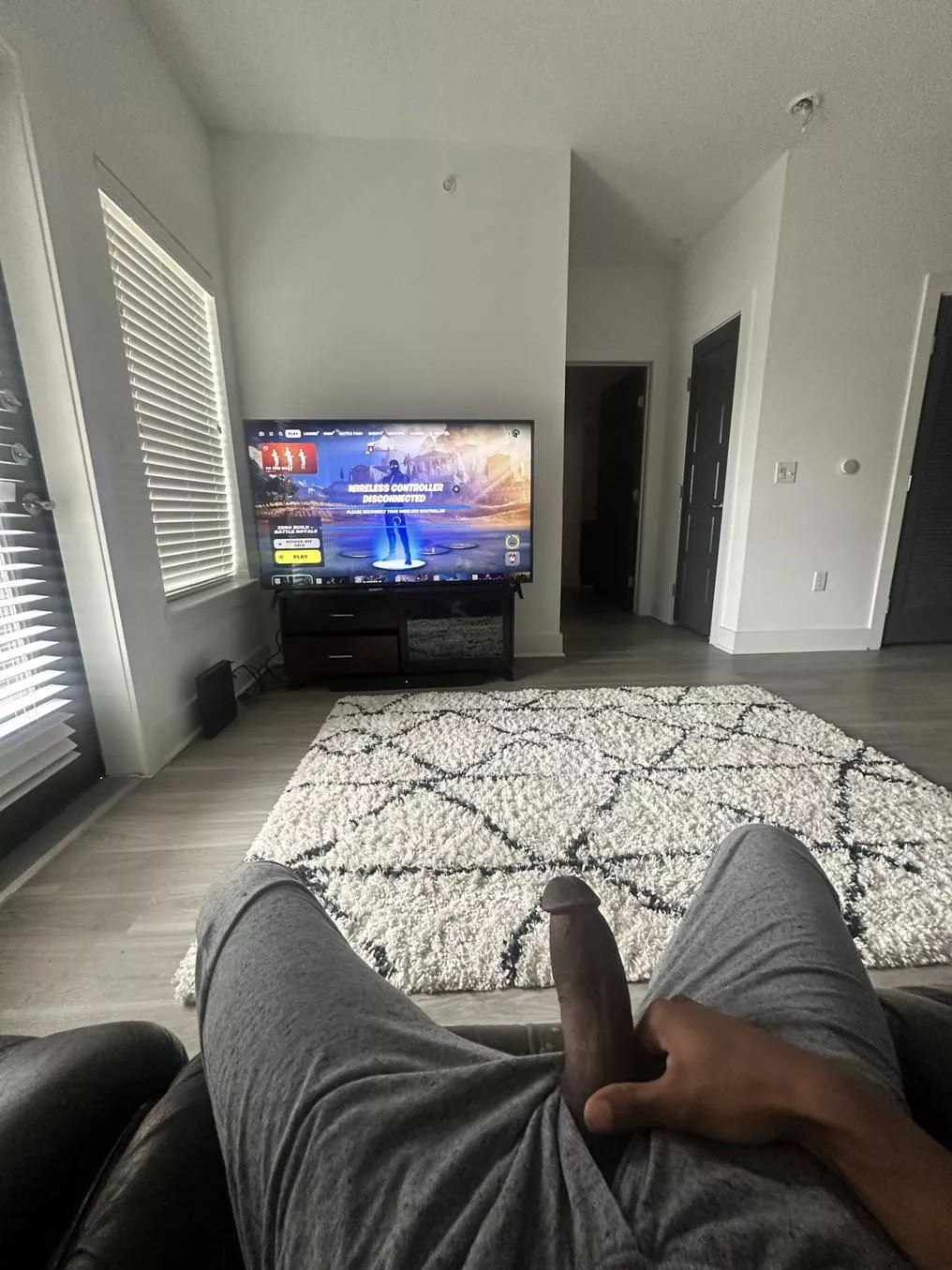 How I relax posted by jhonnysfantasy