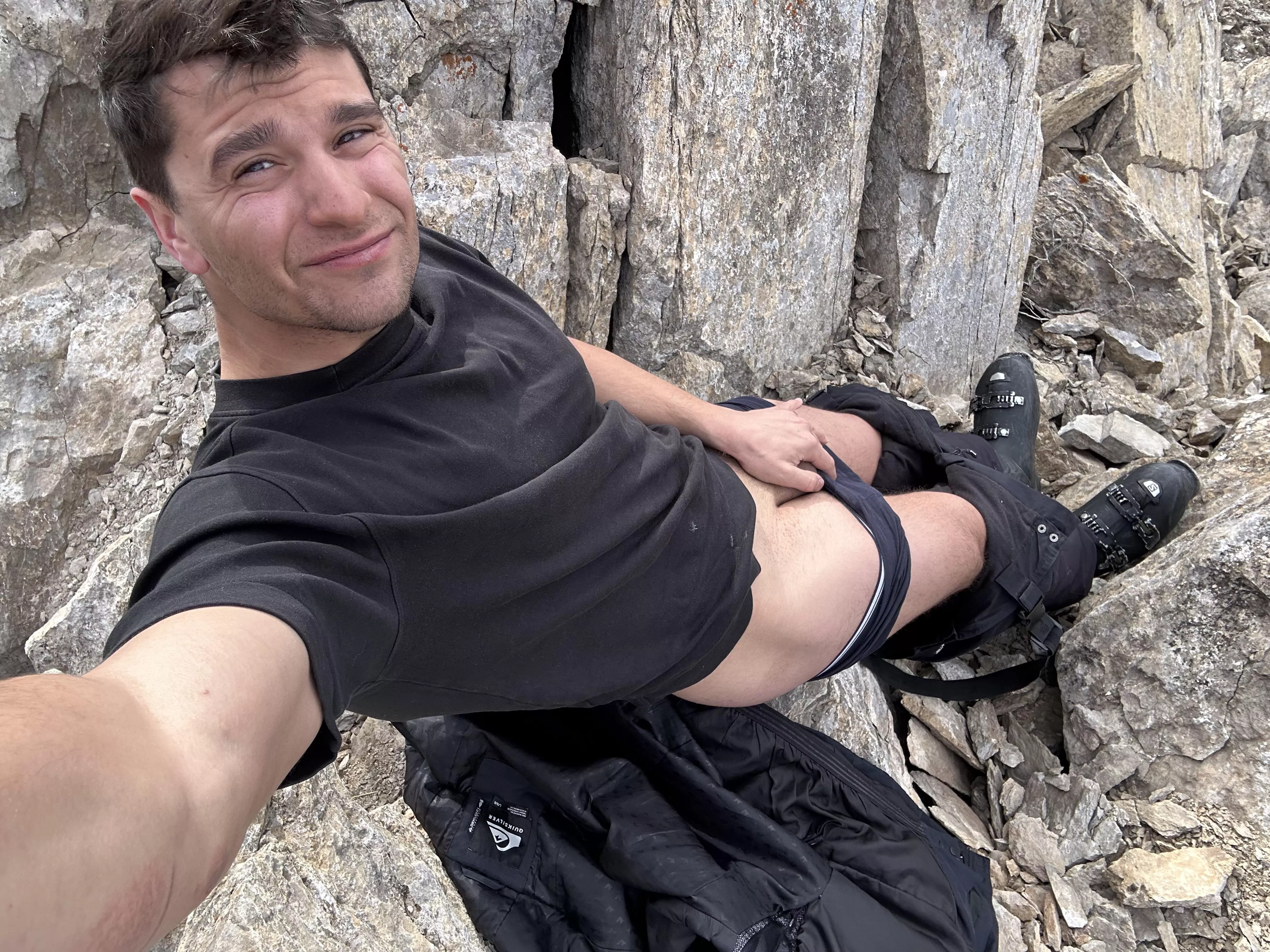 I always jerk off in nature, somebody almost catch me😳💦 posted by realisiwak