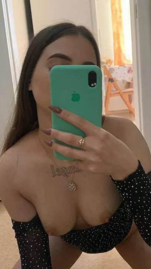 I want to be your dream girl posted by queljo