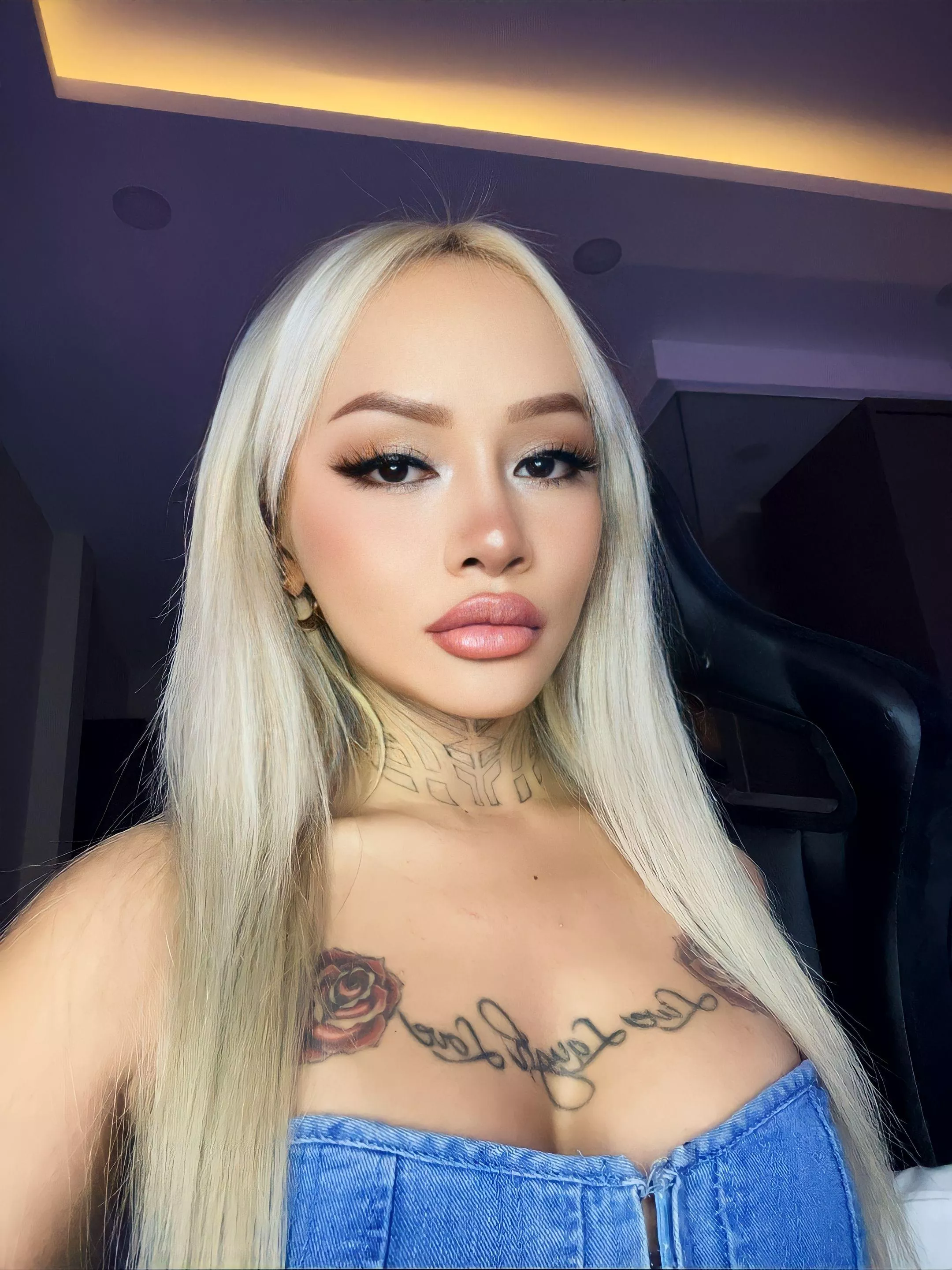 Is my Asian body a turn-on for you? posted by xvinarose