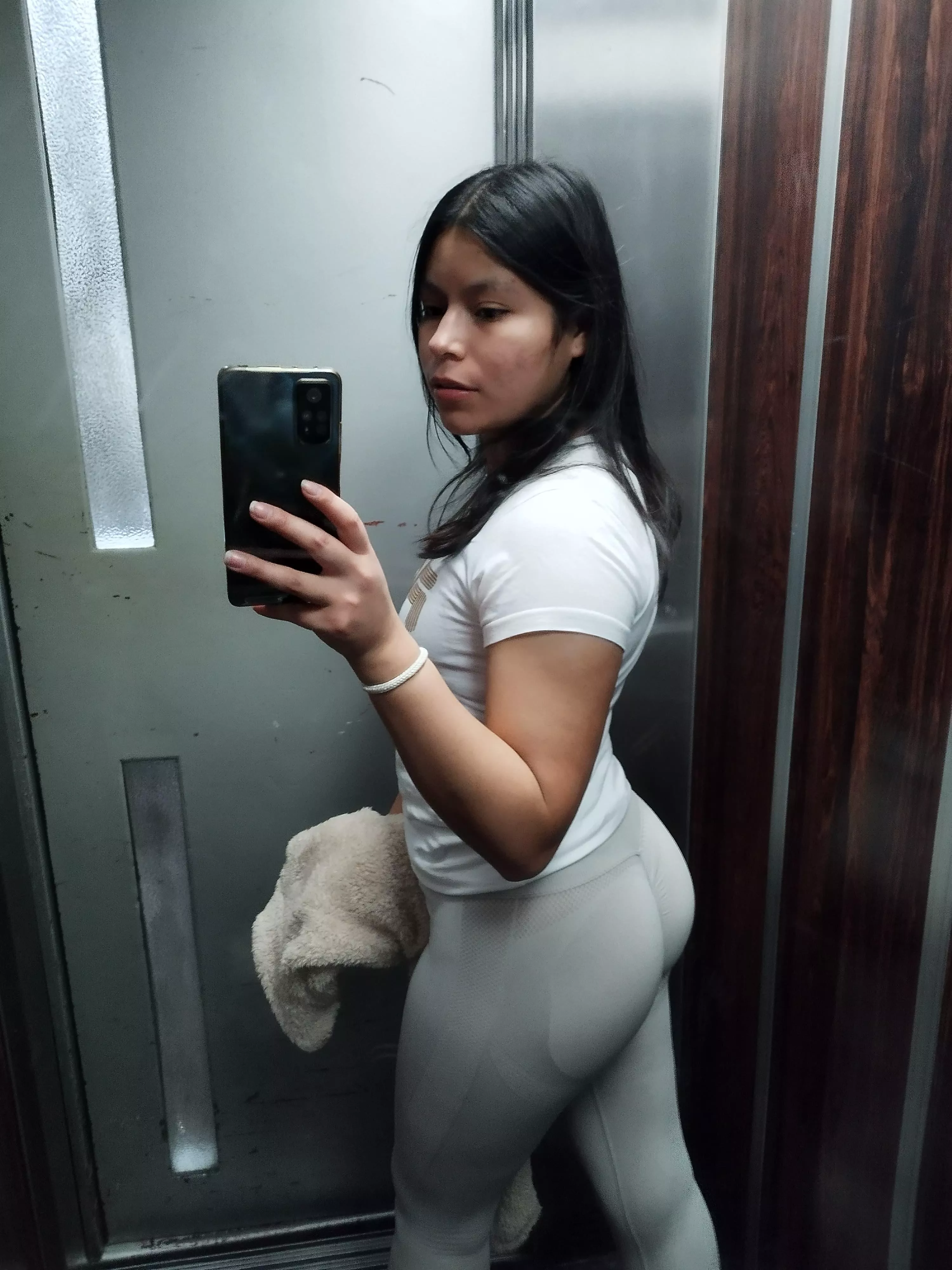 IUTR 18F posted by Nattalliah