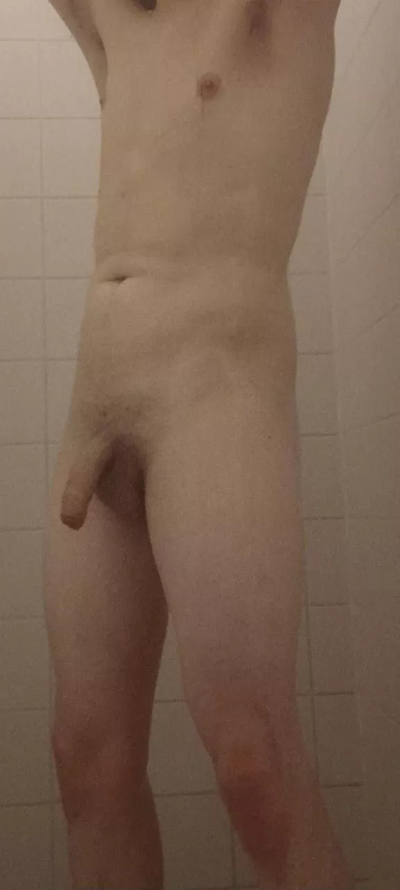 (M)25 Very insecure  posted by BiCumUncut123