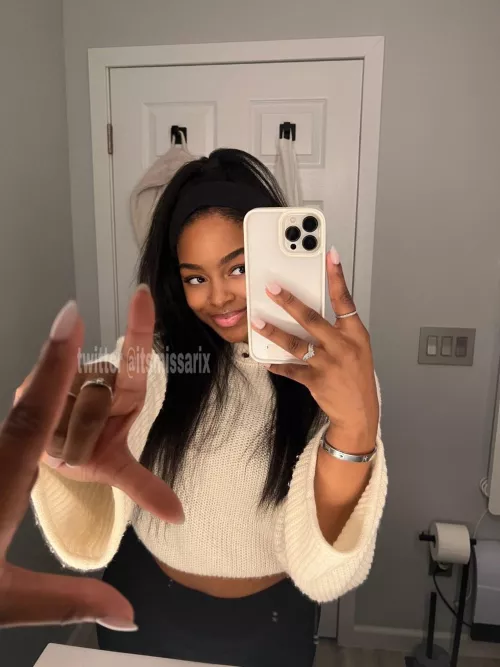 mirror, mirror on the screen, show me the riches fit for a queen ✨ by vividlyXOX