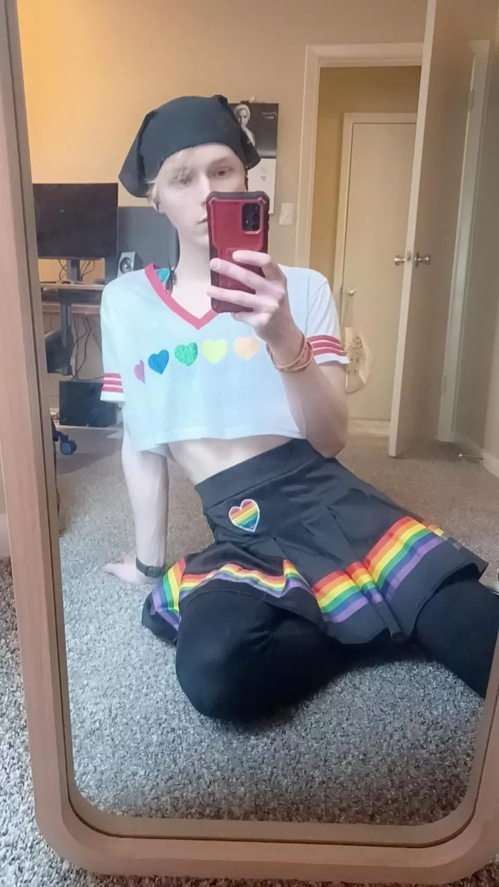 My first little outfit 😊🩷 posted by he_is_my_shepherd