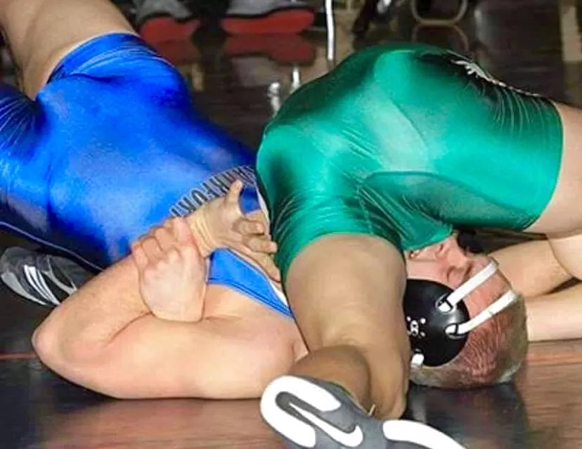 RIGHT in the kisser .. & imagine the smell coming through that singlet ! posted by _ZTheGreat_