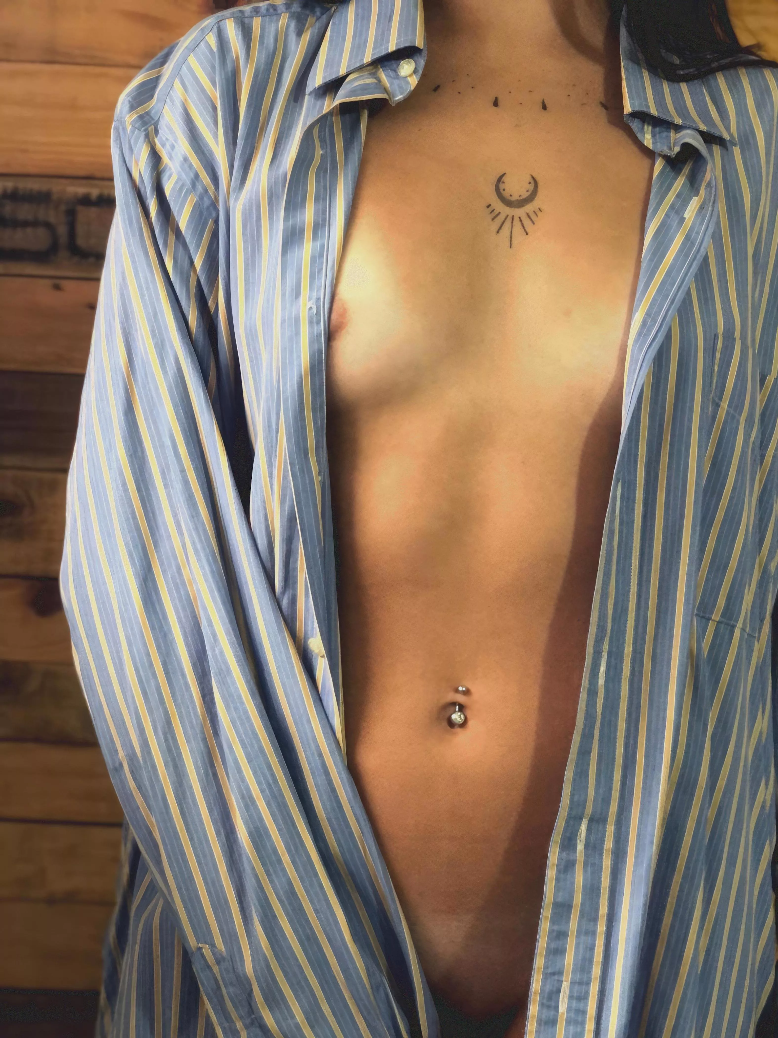  Today, I'd like to assist you with relaxing a little.  posted by pm0419606