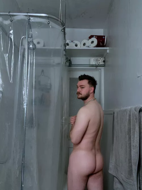 Waiting for the water to get warm by Far-Zookeepergame932