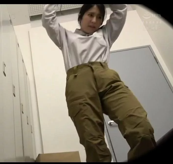 Who is she? posted by 0lycheee