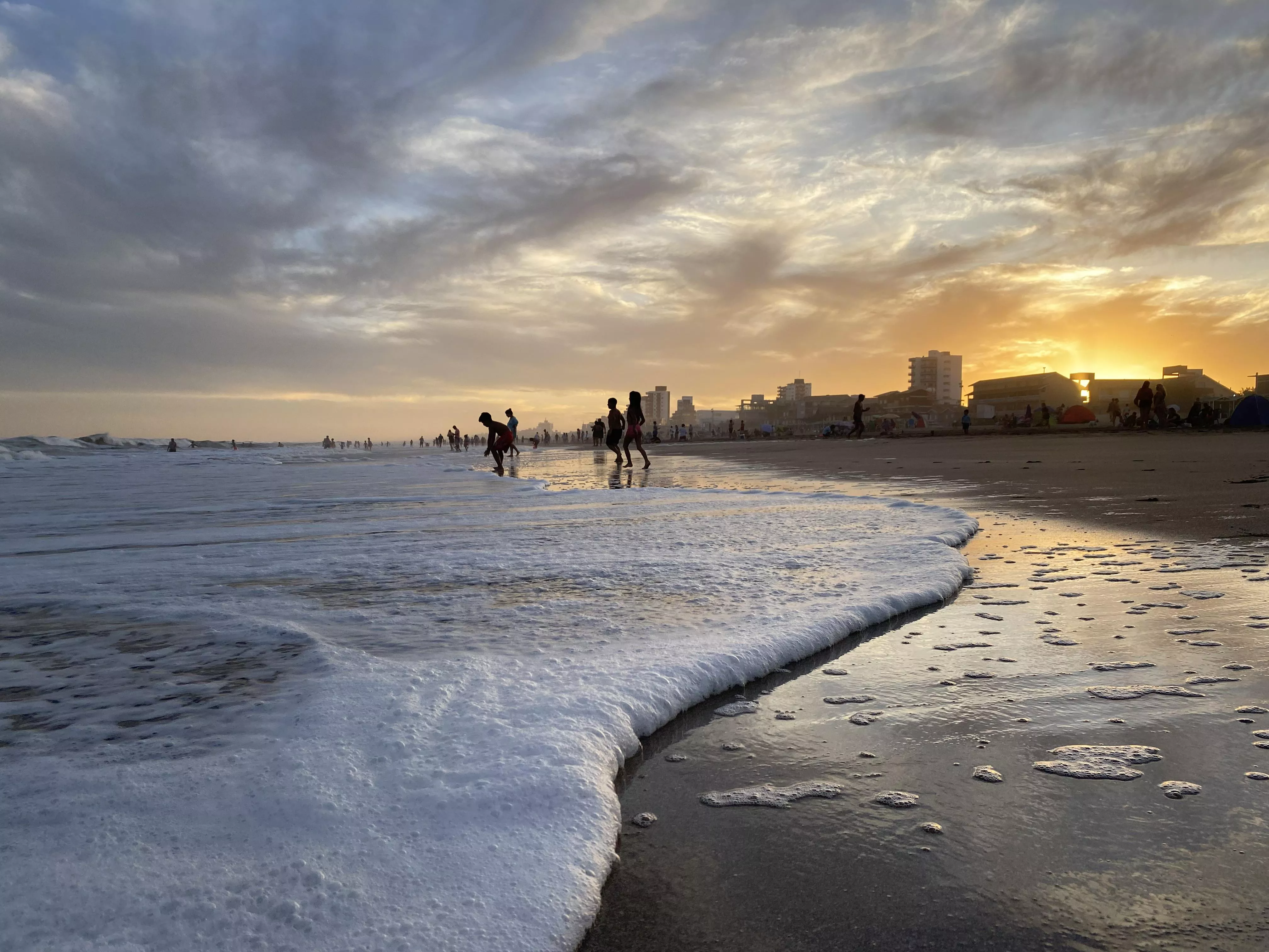wonderful sunset on the beach posted by Renumel