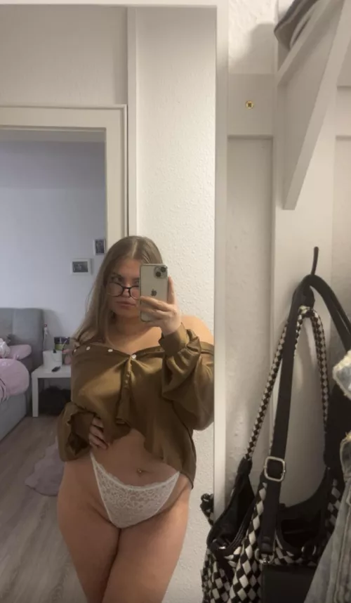 A naughty girl's paradise, I bet by BabyMarga