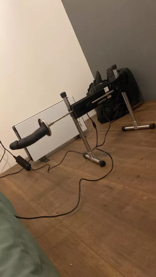 Any mistress wants to take control? by Slavefrank21