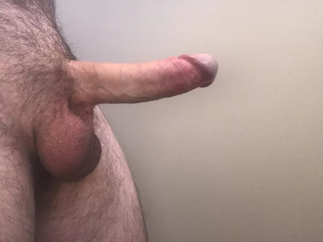 Anyone keen to chat dm me [35] by AlertAd2318