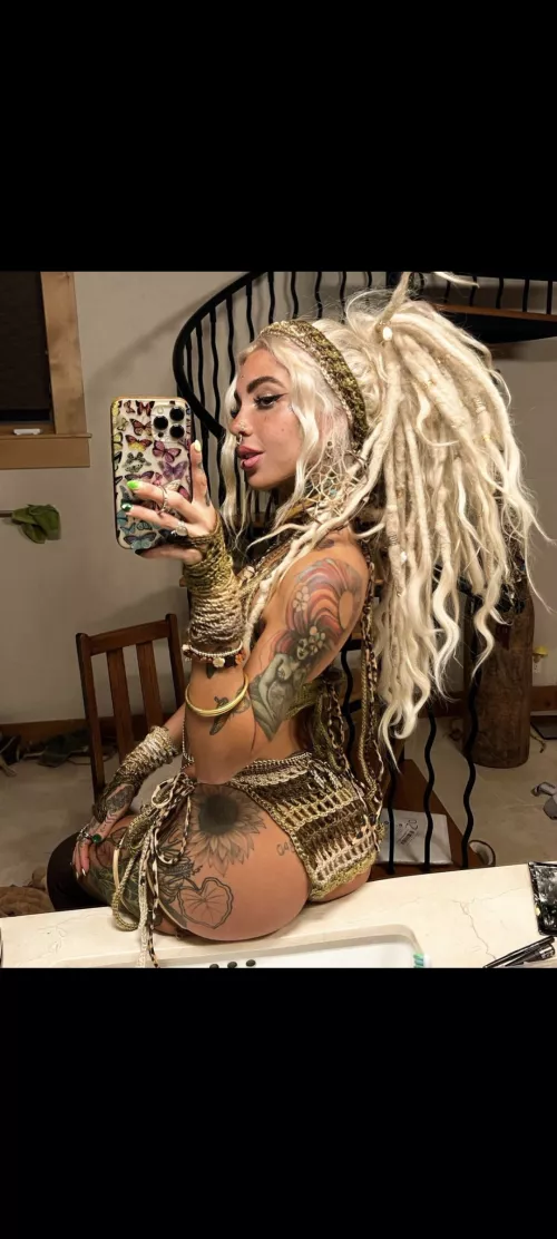 Anyone know? by strudelk