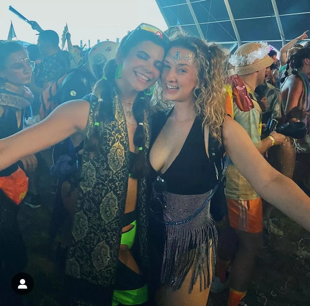 Besties posted by Livid-Winter-4627