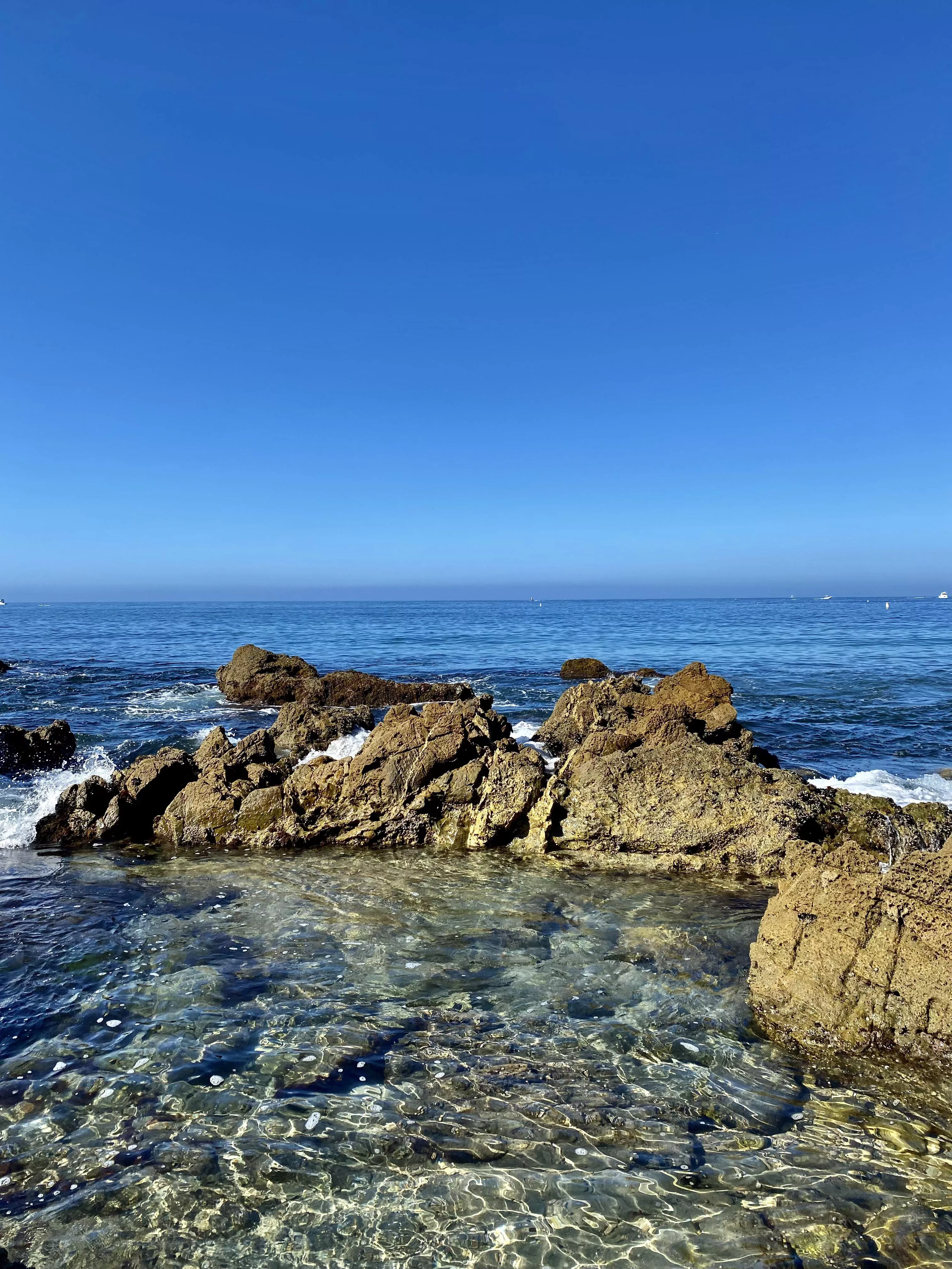 Corona del Mar State Beach, Newport Beach California posted by lanafre04