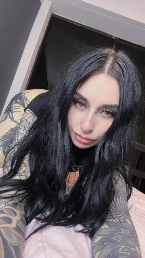 Do you like doggy, if yes I'm waiting for you😉 by Isabellagoth1