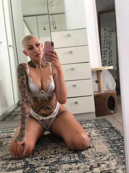 Does it good on the floor? by tattooedmia_