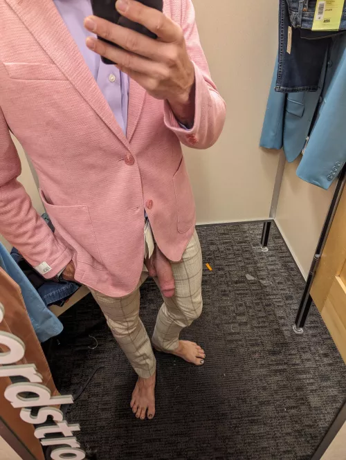 Dressing room fun by kinkergarten