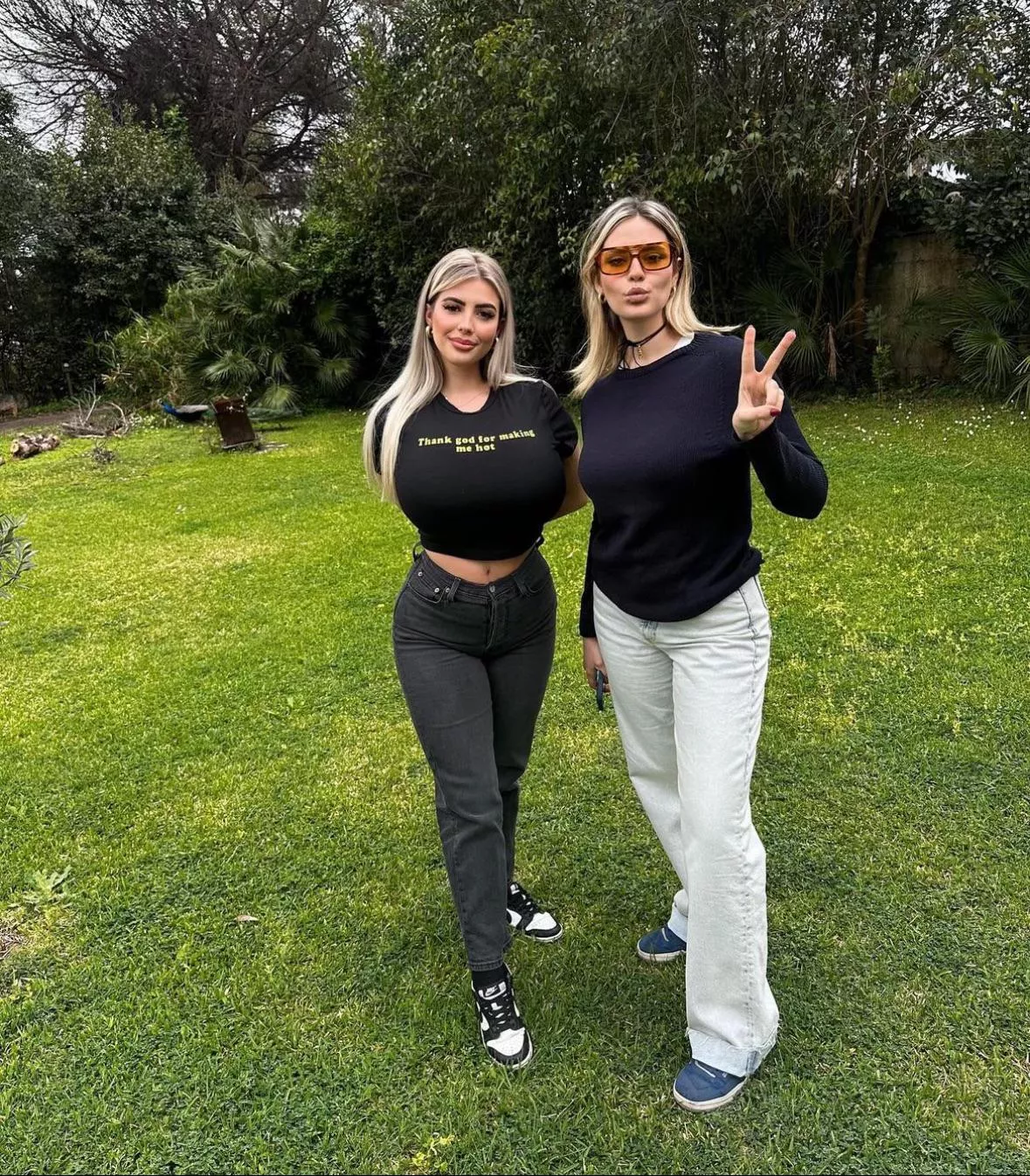 Even big tits look small next to her  posted by mag0894