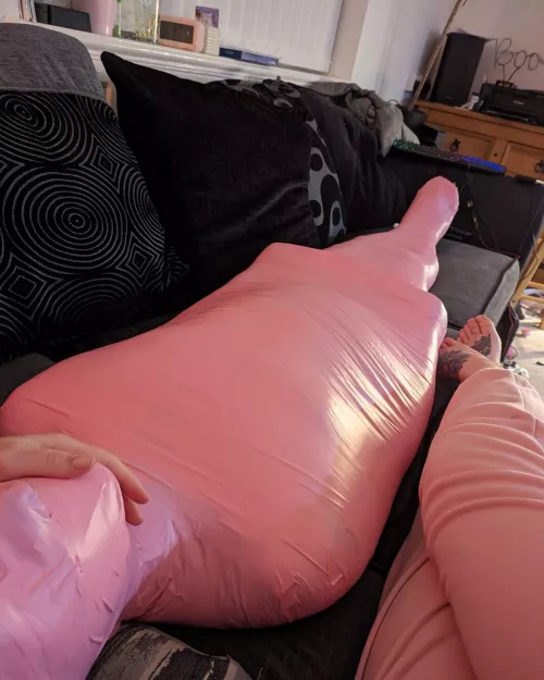 Getting wrapped in pink is cool right?  by Enterr-sshibari