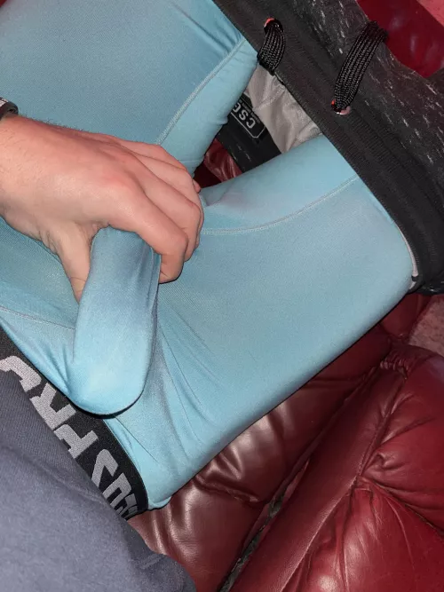 Good thing these stretch  by sanchezcarlred