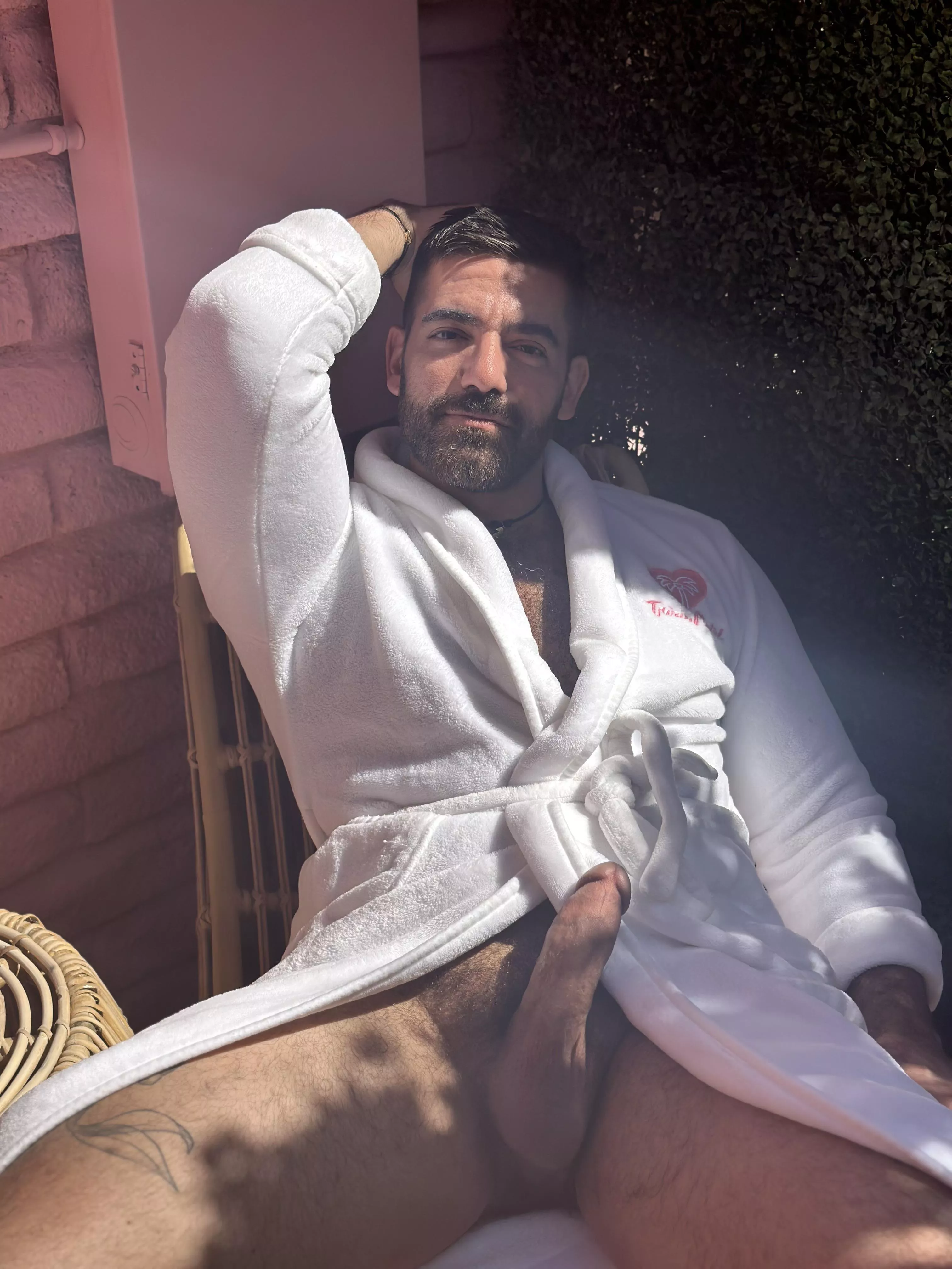 Hanging out posted by RefrigeratorPlane261